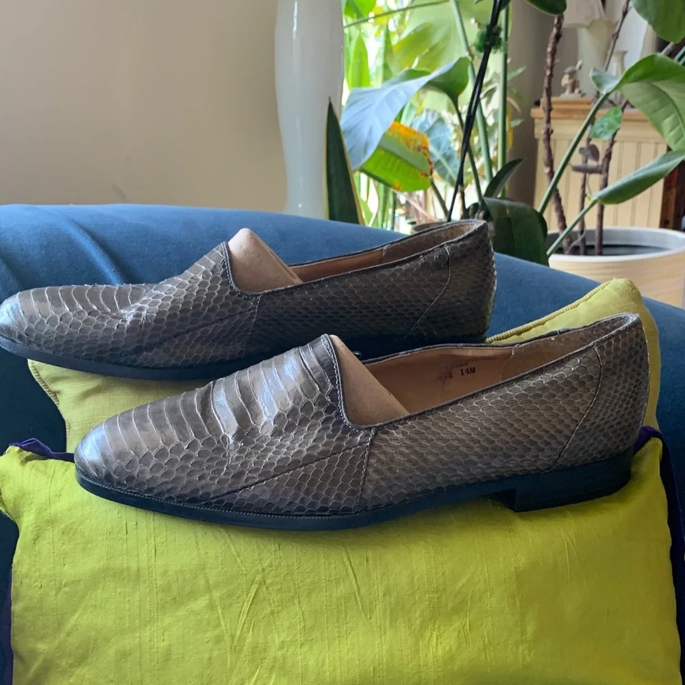Excellent Men’s Giorgio Brutini Snake Skin Loafers - Size 14
